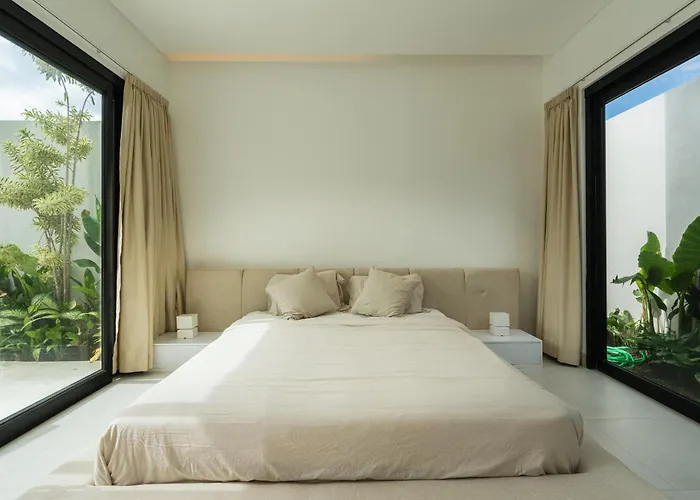 Luxe 3br At Pererenan Canggu (Bali)